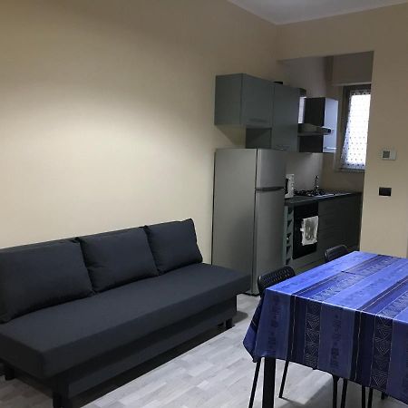 Il Borgo Antico: Vista Su Reggia Di Venaria Reale Apartment Luaran gambar