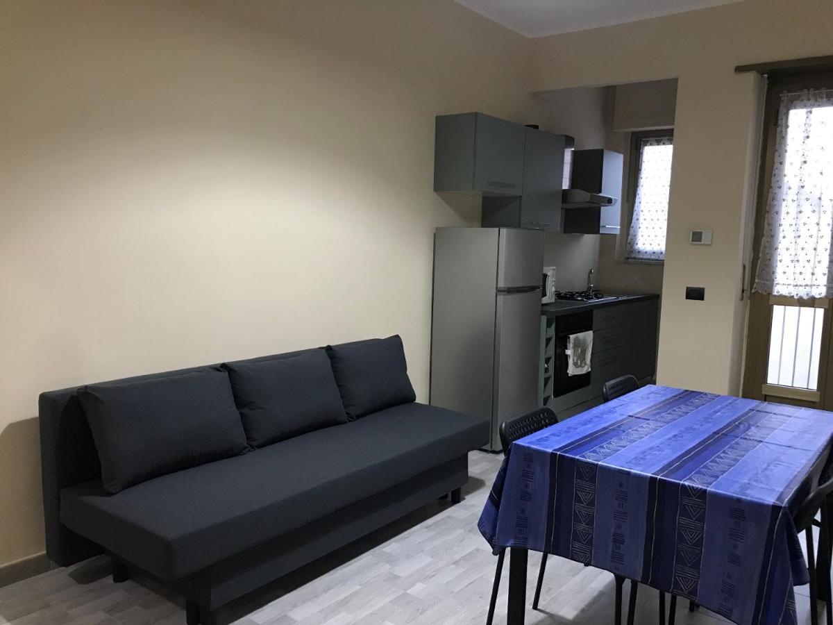 Il Borgo Antico: Vista Su Reggia Di Venaria Reale Apartment Luaran gambar