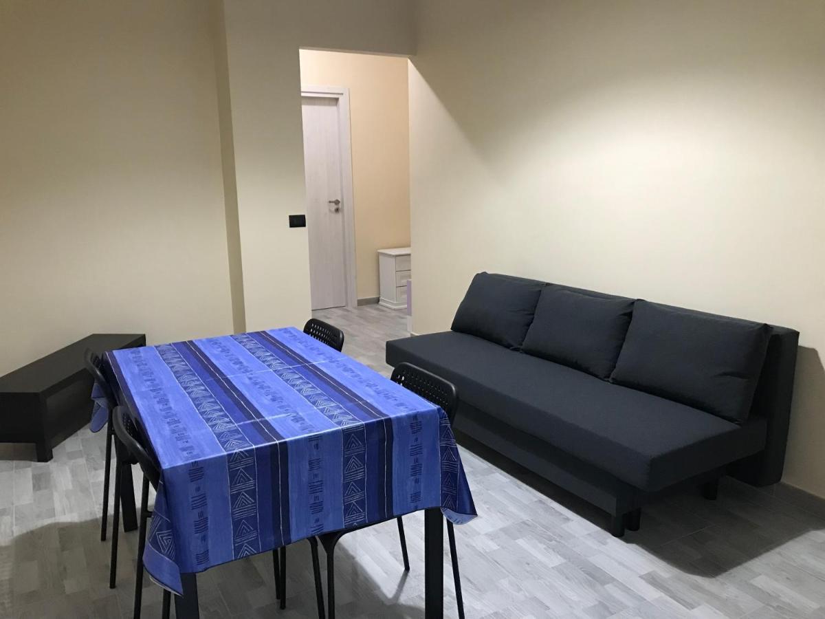 Il Borgo Antico: Vista Su Reggia Di Venaria Reale Apartment Luaran gambar